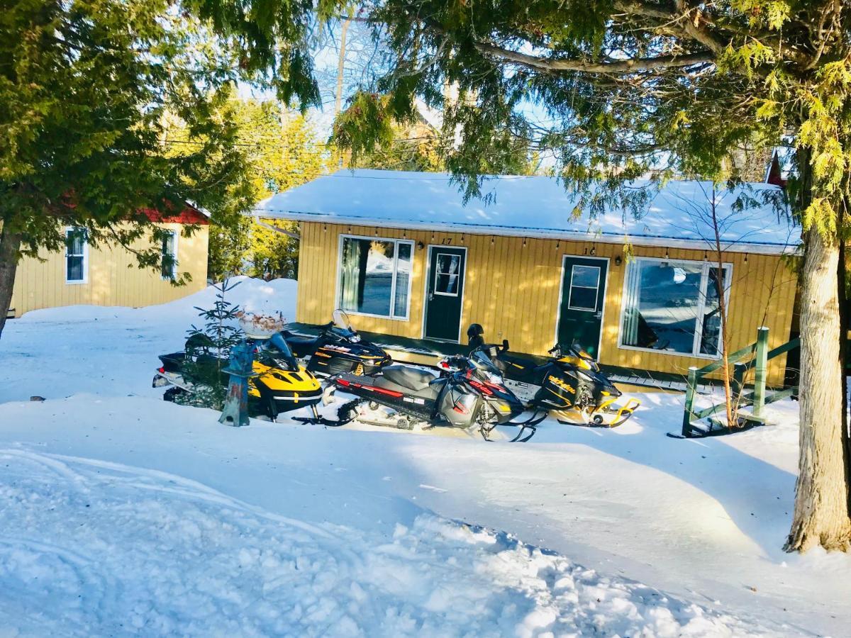 Auberge Et Chalets Sur Le Lac Lac-Mégantic Εξωτερικό φωτογραφία
